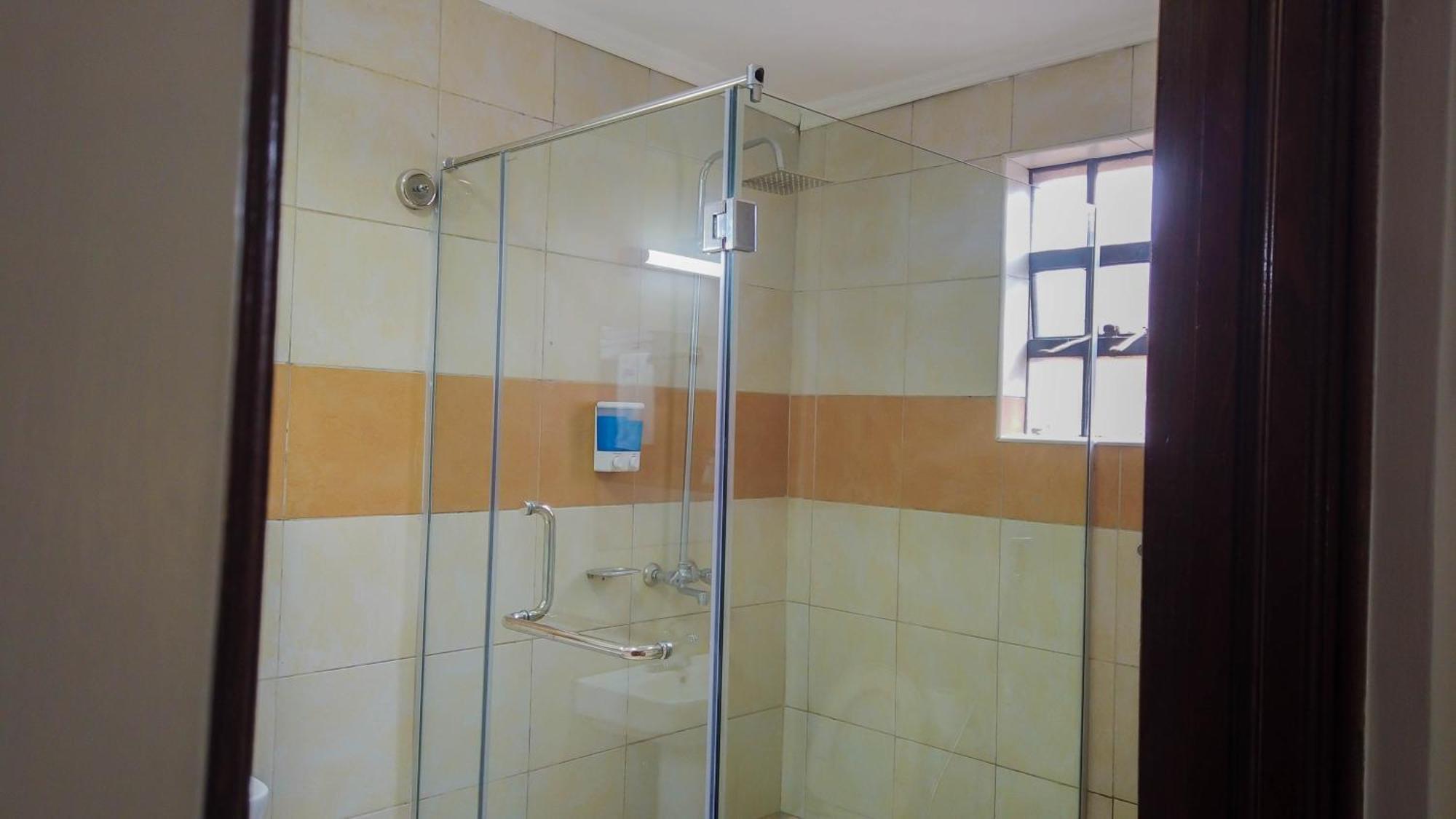 67 Airport Hotel Nairobi Mlolongo Ngoại thất bức ảnh