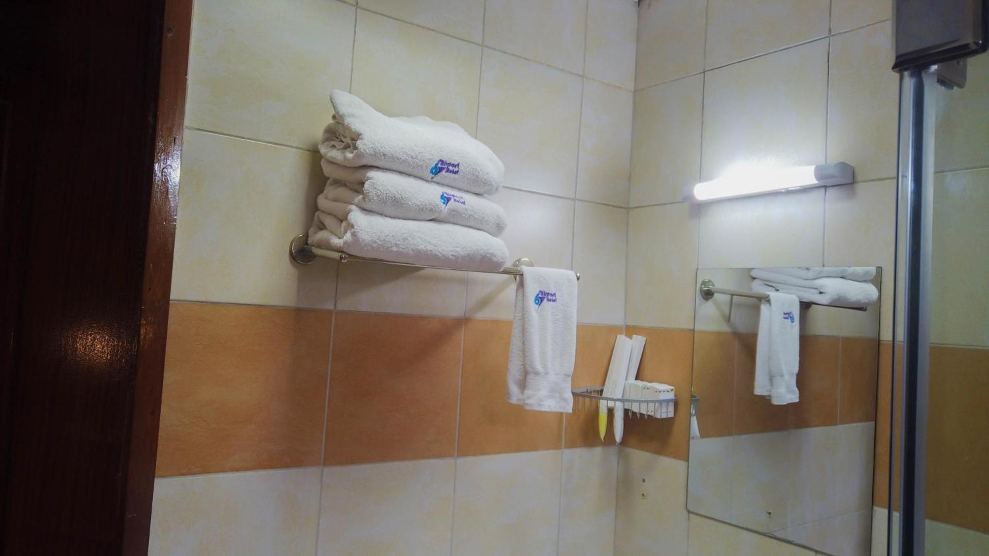 67 Airport Hotel Nairobi Mlolongo Ngoại thất bức ảnh
